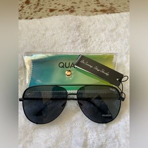 Quay High Key Black Smoke